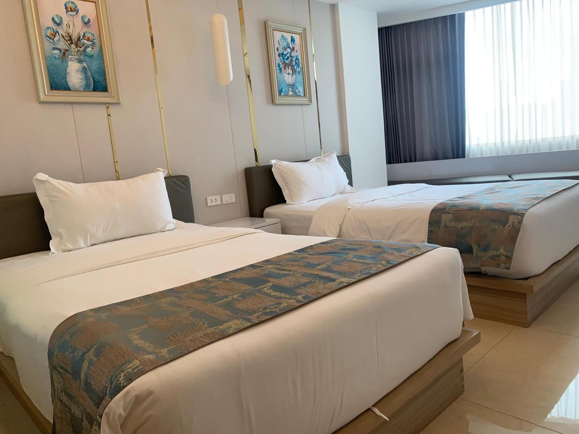 Jomtien Holiday Pattaya Exteriör bild